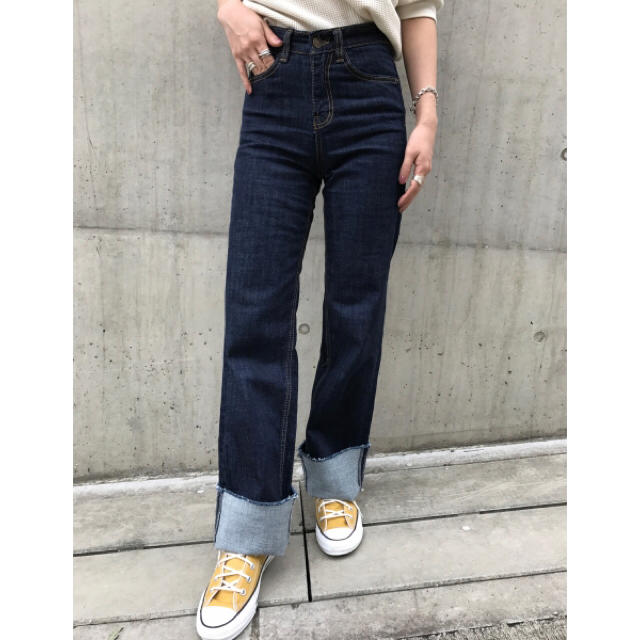 LAULEN  ROLL UP STRAIGHT DENIM レディースのパンツ(デニム/ジーンズ)の商品写真