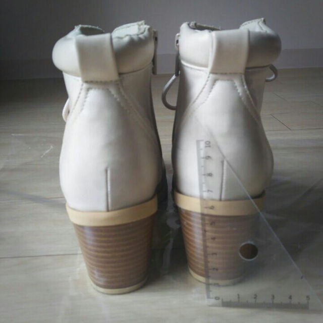 heather(ヘザー)の送料込み❗Heatherトレッキングレースアップブーツ レディースの靴/シューズ(ブーツ)の商品写真