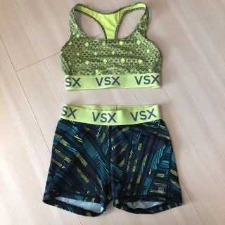 ヴィクトリアズシークレット(Victoria's Secret)のVictoria's secret トレーニング ブラタイ ショートスパッツ(トレーニング用品)