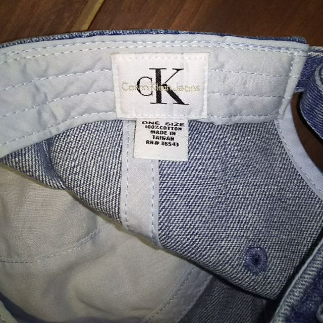 Calvin Klein(カルバンクライン)の★そらさん専用 日本未発売★ Calvin klein Jeans  Cap メンズの帽子(その他)の商品写真