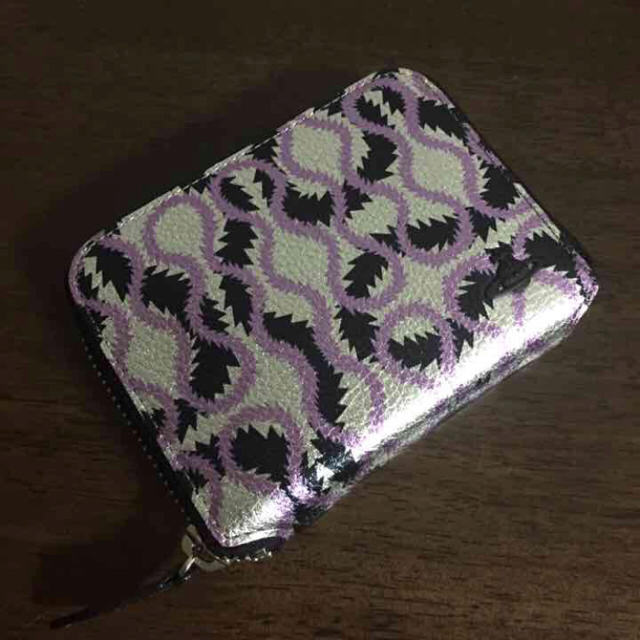 買取り実績  新品✨ヴィヴィアンウエストウッド 折財布 正規品 ビビアン スクイグル 折り財布