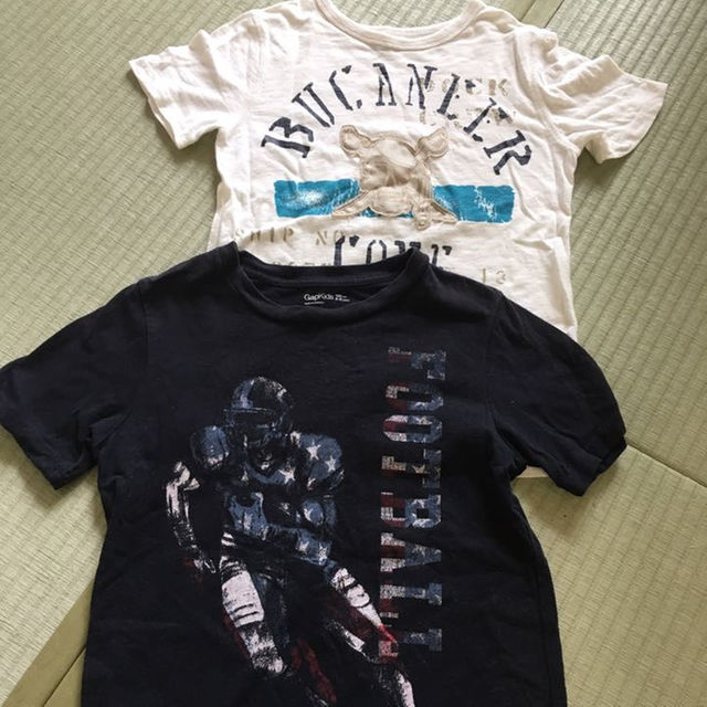 GAP Kids(ギャップキッズ)の送料無料・中古・Gapの半袖Tシャツ5枚セット・130cm キッズ/ベビー/マタニティのキッズ服男の子用(90cm~)(その他)の商品写真