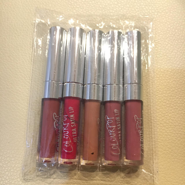 colourpop(カラーポップ)のカラーポップ ミニリップセット コスメ/美容のベースメイク/化粧品(リップグロス)の商品写真