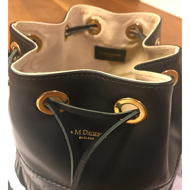 J&M DAVIDSON(ジェイアンドエムデヴィッドソン)の超美品 J&M davidson CARNIVAL カーニバル L ブラック レディースのバッグ(ショルダーバッグ)の商品写真