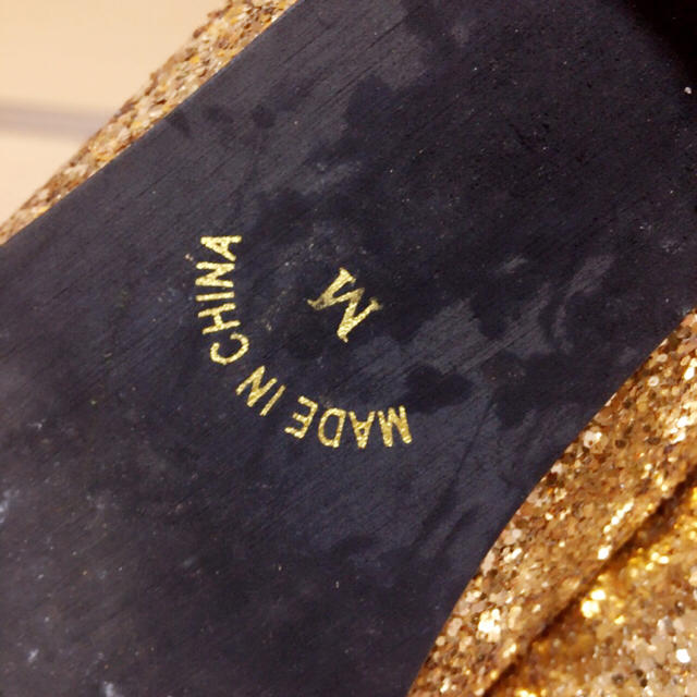 merlot(メルロー)のゴールドラメバレエシューズ レディースの靴/シューズ(バレエシューズ)の商品写真