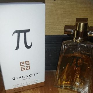 ジバンシィ(GIVENCHY)の箱付きジバンシー パイ 30ml(ユニセックス)