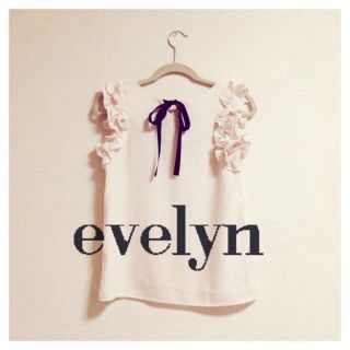 エブリン(evelyn)のevelyn＊フリルトップス紺(カットソー(半袖/袖なし))