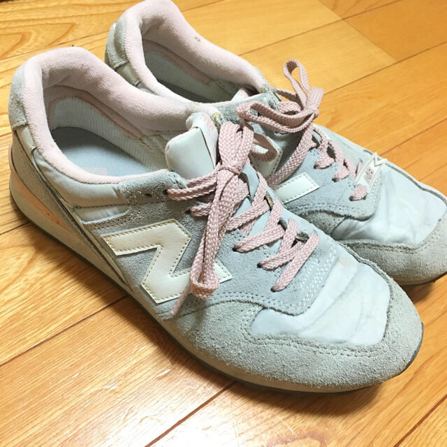 New Balance(ニューバランス)のNew balance 996 スニーカー グレー  ピンク レディースの靴/シューズ(スニーカー)の商品写真