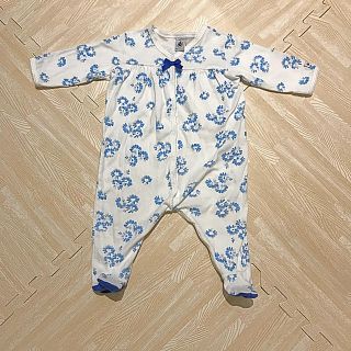 プチバトー(PETIT BATEAU)のPETIT BATEAU　6m 74cm ロンパース ブルー 花柄 プチバトー(ロンパース)