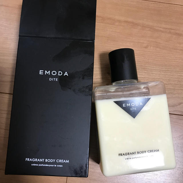 EMODA(エモダ)のエモダ ボディクリーム コスメ/美容のボディケア(ボディクリーム)の商品写真