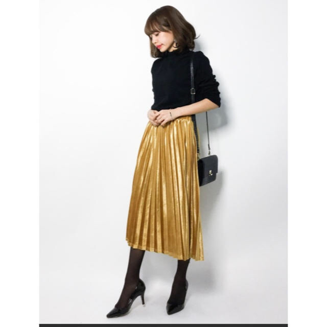 merlot(メルロー)の今季 メルロー ベロア プリーツ スカート ロペピクニック vis ジーナシス レディースのスカート(ひざ丈スカート)の商品写真