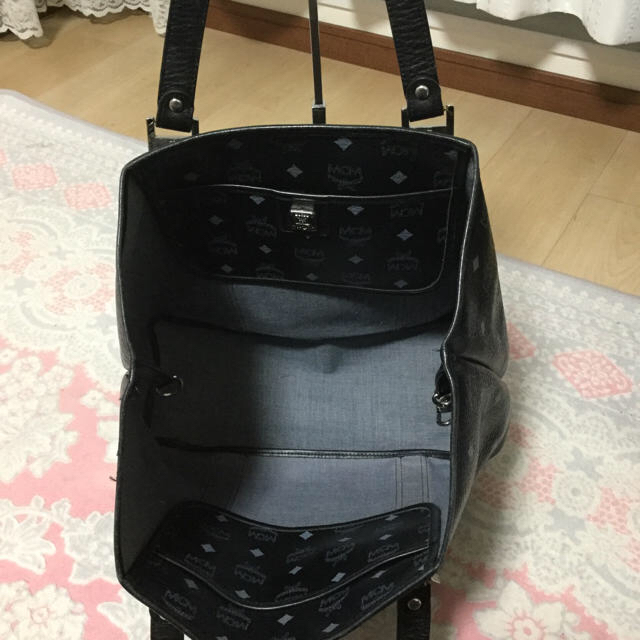 MCM(エムシーエム)のMCM ショルダーバッグ レディースのバッグ(ショルダーバッグ)の商品写真