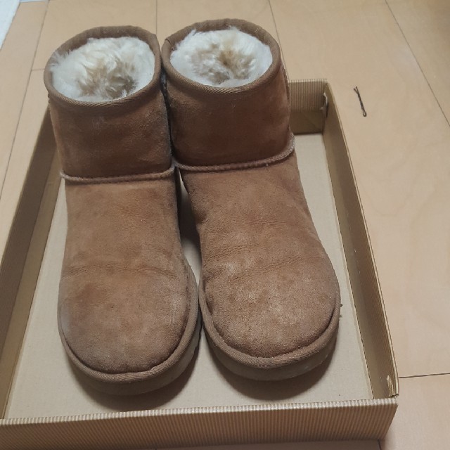 ☆UGG　アグ　クラシックミニ　24☆