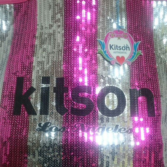 KITSON(キットソン)のkitsonキットソン スパンコールサマーバッグ 新品未使用 レディースのバッグ(トートバッグ)の商品写真