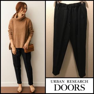 アーバンリサーチドアーズ(URBAN RESEARCH DOORS)のアーバンリサーチ ドアーズ ツイルストレッチテーパードイージーパンツ(カジュアルパンツ)