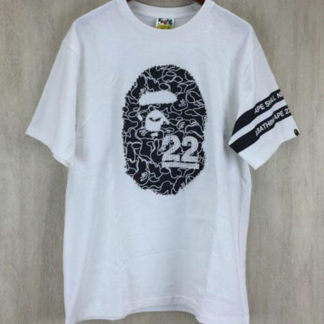 A BATHING APE(アベイシングエイプ)のAPE 22周年記念モデル スワロフスキー Tシャツ XL NIGO 藤原ヒロシ メンズのトップス(Tシャツ/カットソー(半袖/袖なし))の商品写真