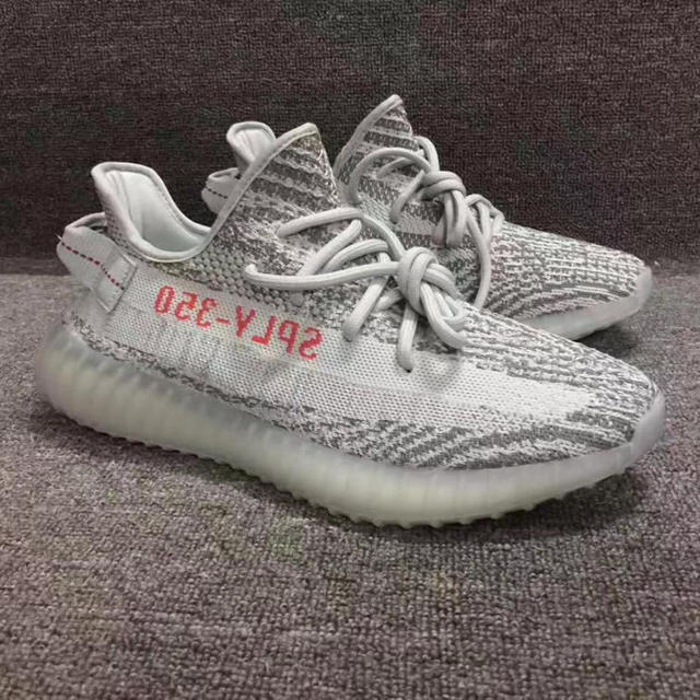 adidas(アディダス)のadidas Originals YEEZY BOOST 350 V2 メンズの靴/シューズ(スニーカー)の商品写真