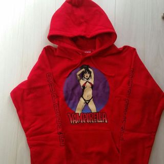 シュプリーム(Supreme)のSupreme vampirella Hoodie パーカー(パーカー)