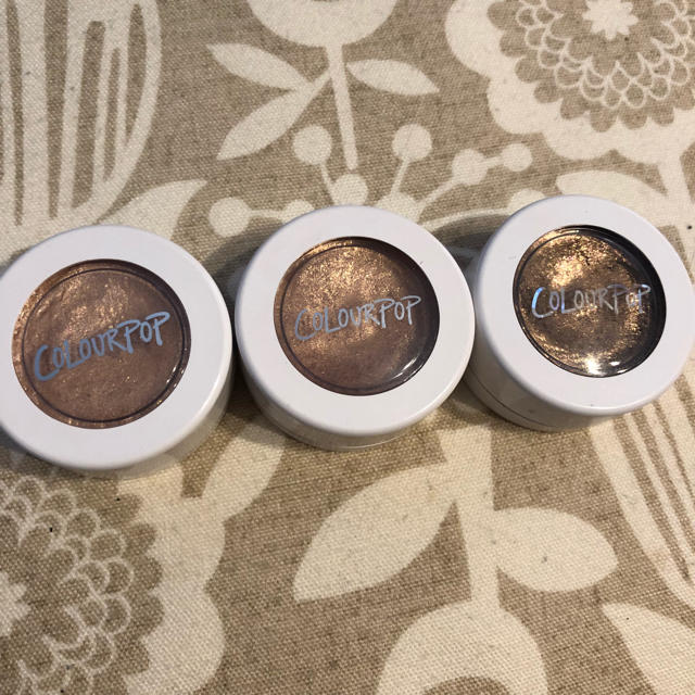 colourpop(カラーポップ)のcolorpop アイシャドウセット コスメ/美容のベースメイク/化粧品(アイシャドウ)の商品写真