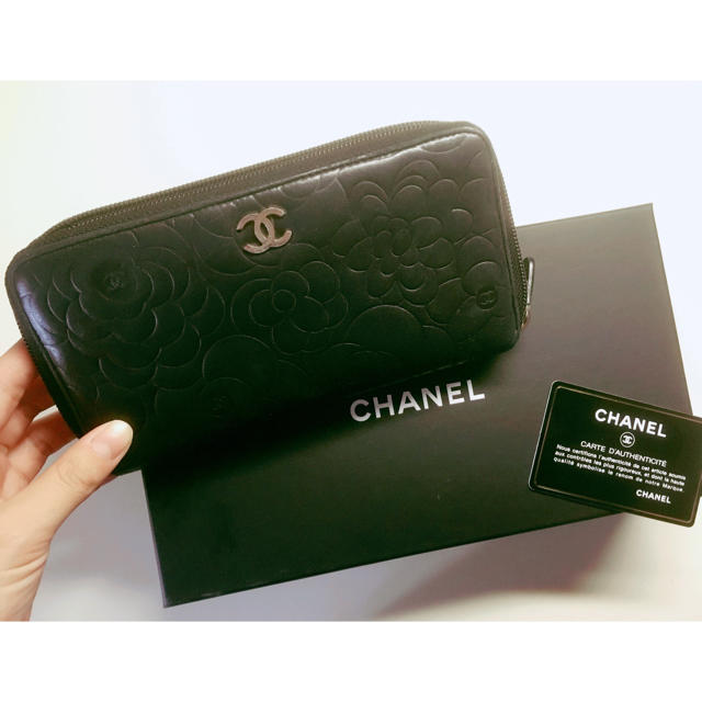 CHANEL(シャネル)のCHANEL  長財布  カメリア レディースのファッション小物(財布)の商品写真