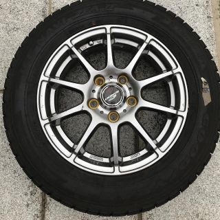 グッドイヤー(Goodyear)の195/65R15 スタッドレスタイヤ✖️4本(タイヤ・ホイールセット)