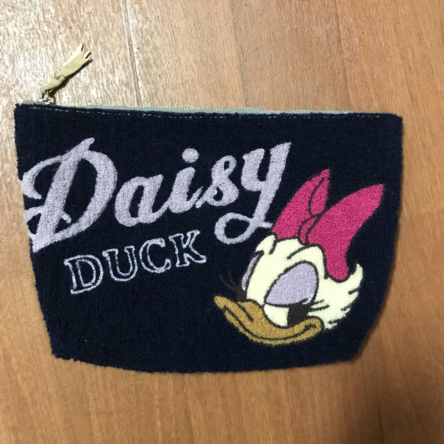 Disney(ディズニー)の値下★Disney DAISY ポーチ クラッチ レディースのファッション小物(ポーチ)の商品写真