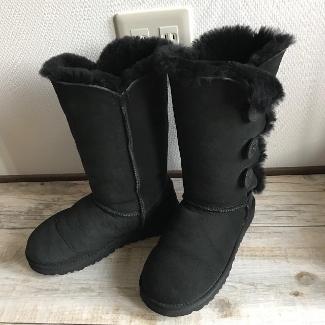 UGG(アグ)の※専用 正規 UGG ベイリーボタン レディースの靴/シューズ(ブーツ)の商品写真