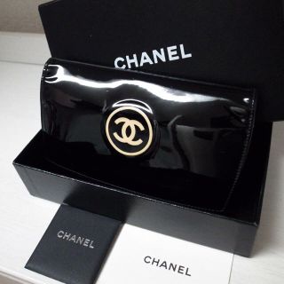 シャネル(CHANEL)の正規品♡最安値♡シャネル 長財布 メイクアップ エナメル 黒 バッグ 財布 小物(財布)