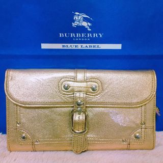 バーバリーブルーレーベル(BURBERRY BLUE LABEL)の【BURBERRY】バーバリー＊ゴールド＊長財布(財布)