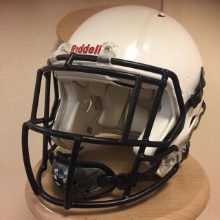 アンダーアーマー(UNDER ARMOUR)のRiddell レボリューション・スピード 未使用・新品 Mサイズ (アメリカンフットボール)