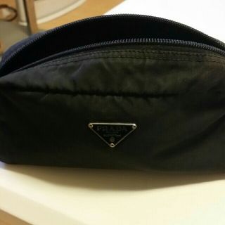 プラダ(PRADA)のPRADA～🎵化粧ポーチ中古(ポーチ)