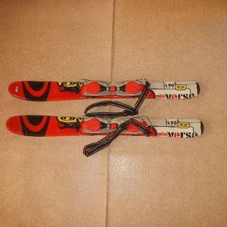 サロモン(SALOMON)のショート　スキー　サロモン　中古　900ｍｍ(板)