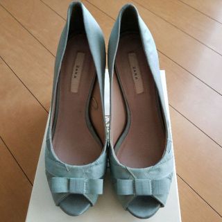 ザラ(ZARA)のZARA　リボンパンプス　アースブルー　36(ハイヒール/パンプス)