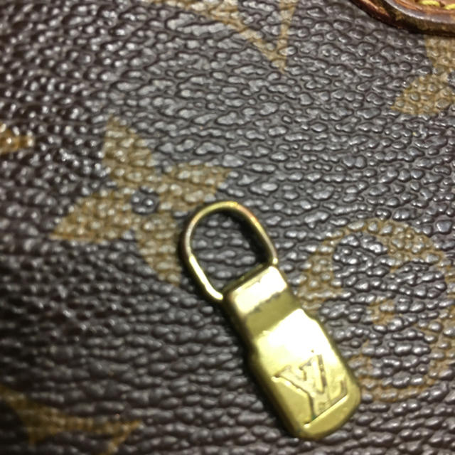 LOUIS VUITTON - ルィヴィトン ファスナー取っ手 ️の通販 by 京愛's shop｜ルイヴィトンならラクマ