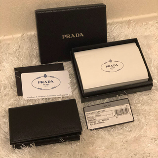 プラダ(PRADA)の【新品】PRADA カードケース パスケース プレゼントにも(名刺入れ/定期入れ)