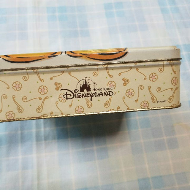 ミッキーマウス(ミッキーマウス)の香港ディズニーランド ミッキーマウス お菓子の空き缶 エンタメ/ホビーのアニメグッズ(その他)の商品写真