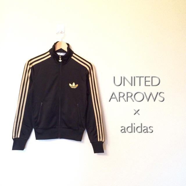 adidas - 新品 ユナイテッドアローズ×アディダス ジャージ Sの通販 by ... アディダス × ユナイテッドアローズ&サンズ トラックジャケット 黒白