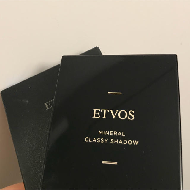 ETVOS(エトヴォス)のエトヴォス ミネラルクラッシィシャドー(ロイヤルブラウン) コスメ/美容のベースメイク/化粧品(アイシャドウ)の商品写真