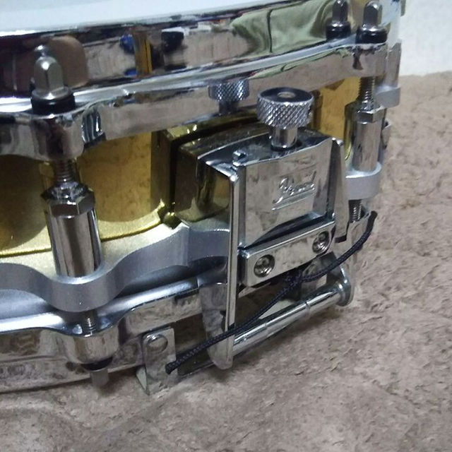 pearl brass 14x3.5 フリフロ　ブラスピッコロスネア 中古 楽器のドラム(スネア)の商品写真