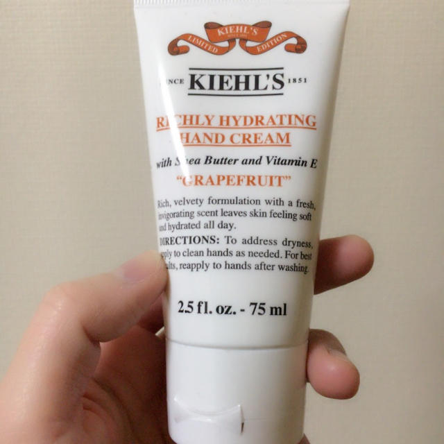 Kiehl's(キールズ)のキールズ ハンドクリーム お値下げ不可 コスメ/美容のボディケア(ハンドクリーム)の商品写真