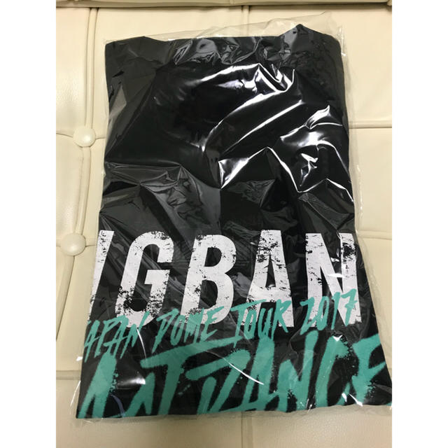 BIGBANG Tシャツ エンタメ/ホビーのタレントグッズ(ミュージシャン)の商品写真