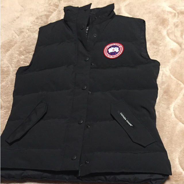 CANADA GOOSE - カナダグース ベスト の通販 by ぎぎ's shop|カナダ
