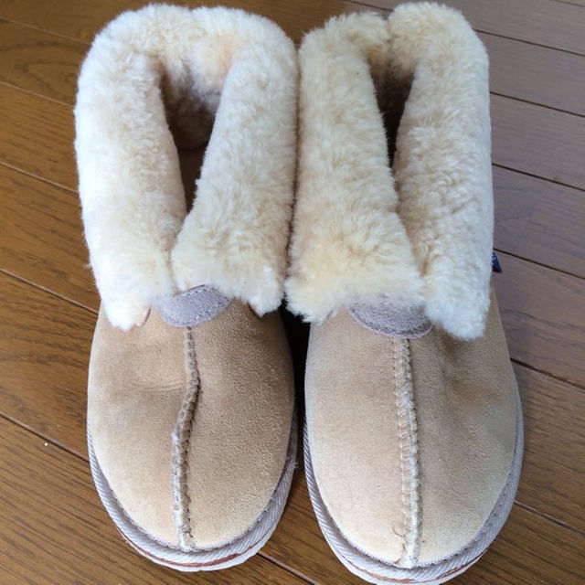 UGG(アグ)のUGG シープスキン 27cm 未使用 メンズの靴/シューズ(ブーツ)の商品写真