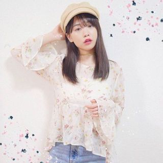 ザラ(ZARA)のゆうこす着用♡ZARA シアーフラワー柄ブラウス(その他)