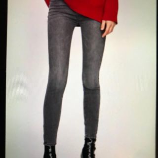 ザラ(ZARA)の☆ザラ the skinny スモーキーグレー 38☆(スキニーパンツ)