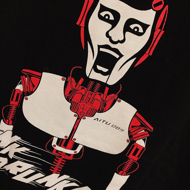 PUNK DRUNKERS(パンクドランカーズ)のパンクドランカーズ あいつ 最先端Tシャツ メンズのトップス(Tシャツ/カットソー(半袖/袖なし))の商品写真