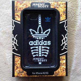 アディダス(adidas)のiPhone5カバー(その他)