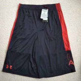 アンダーアーマー(UNDER ARMOUR)の値下げ・新品♡アンダーアーマーのハーフパンツ♪サイズ　YXL（160）ズボン(パンツ/スパッツ)