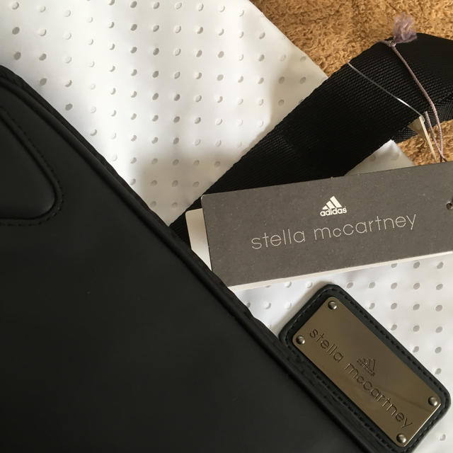 adidas by Stella McCartney(アディダスバイステラマッカートニー)のhabebe様専用 アディダスとステラマッカートニーコラボ ジムバッグ レディースのバッグ(リュック/バックパック)の商品写真