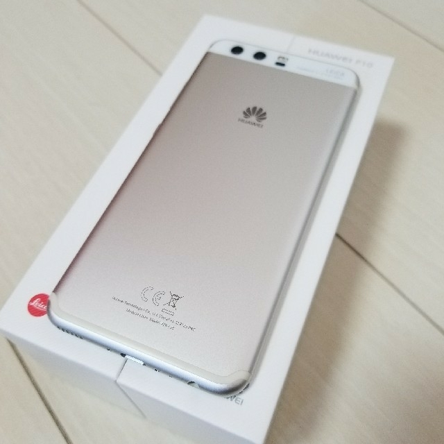 ANDROID(アンドロイド)の最安価！！ 美品 Huawei P10 ミスティックシルバー スマホ/家電/カメラのスマートフォン/携帯電話(スマートフォン本体)の商品写真